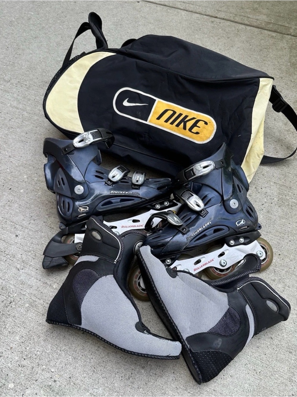 Rollerblade Triforce Inline Skates Women Size 8.5 With VTG Nike Bag